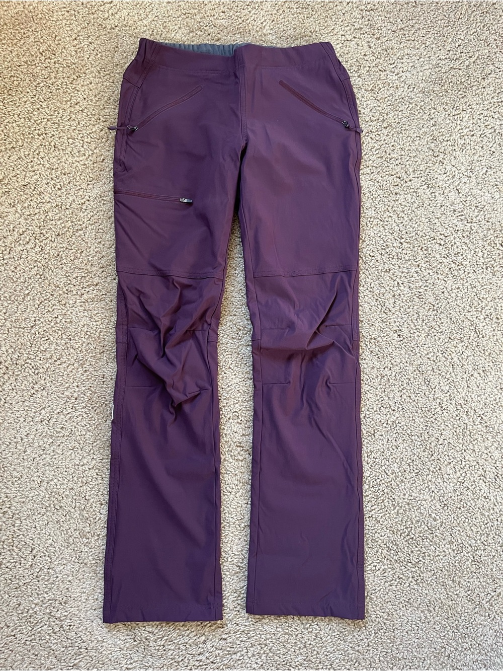 MEC Outdoor Hiking/ Performance Pants in Plum Colour